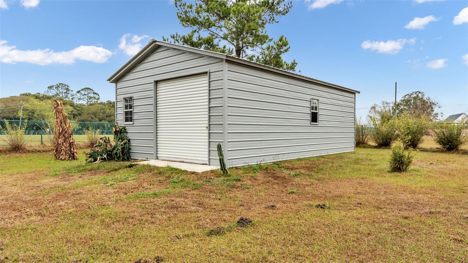 Image 35 of 49 For 7729 Lake Andrea Circle