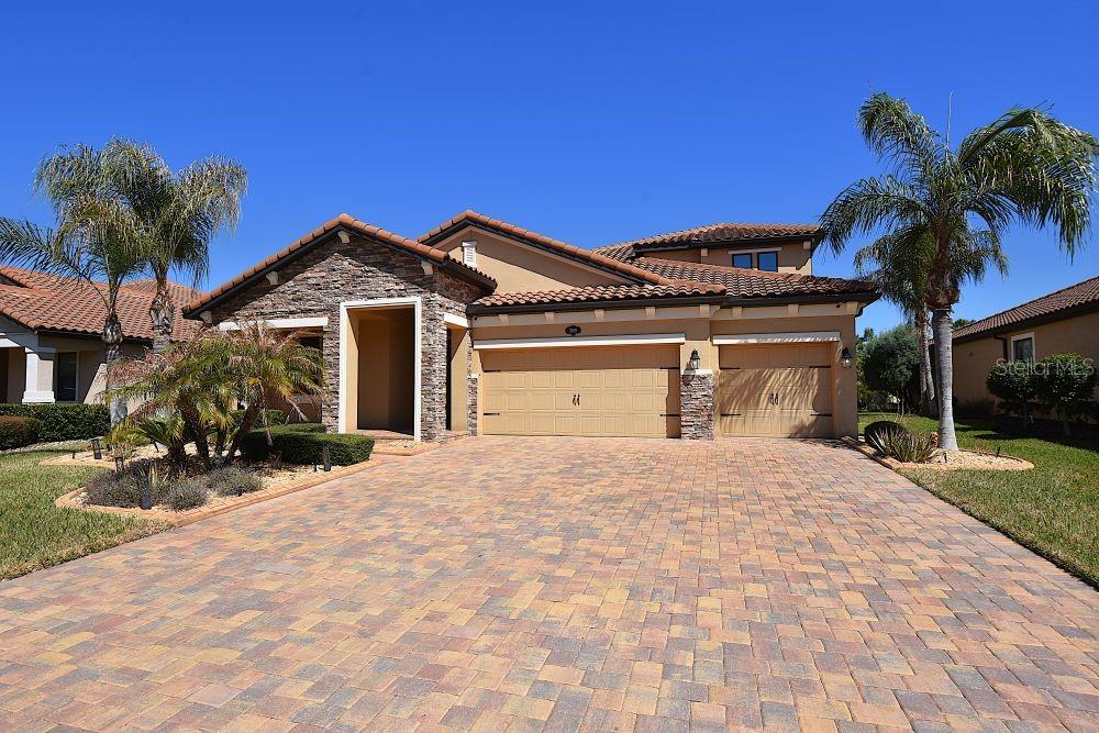 Details for 3949 Aquilla Drive, LAKELAND, FL 33810