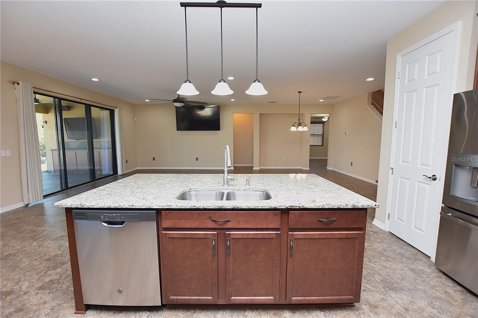 Image 10 of 80 For 3949 Aquilla Drive