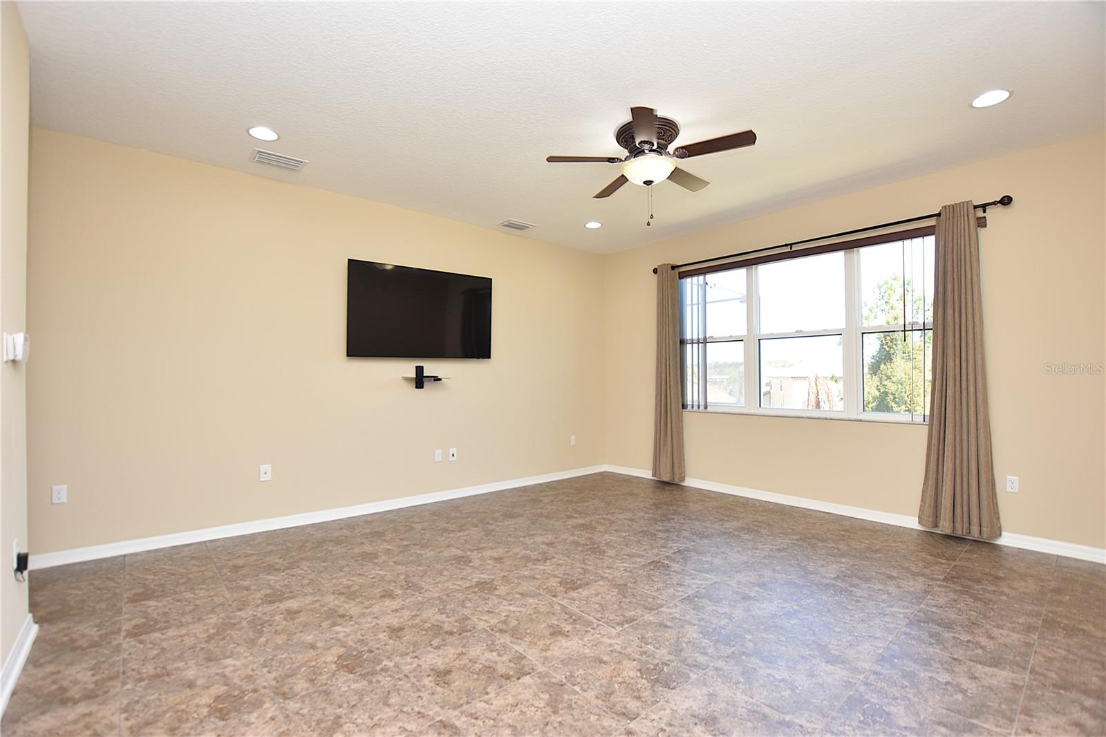 Image 21 of 80 For 3949 Aquilla Drive