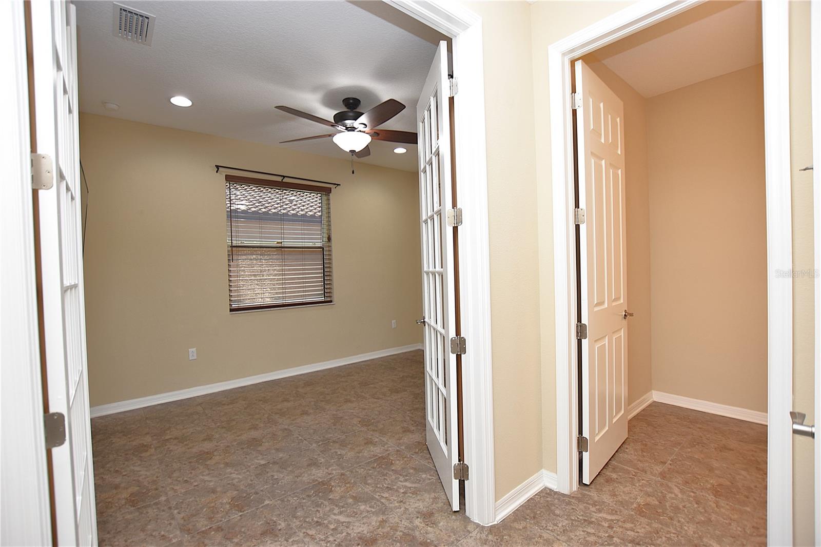 Image 28 of 80 For 3949 Aquilla Drive