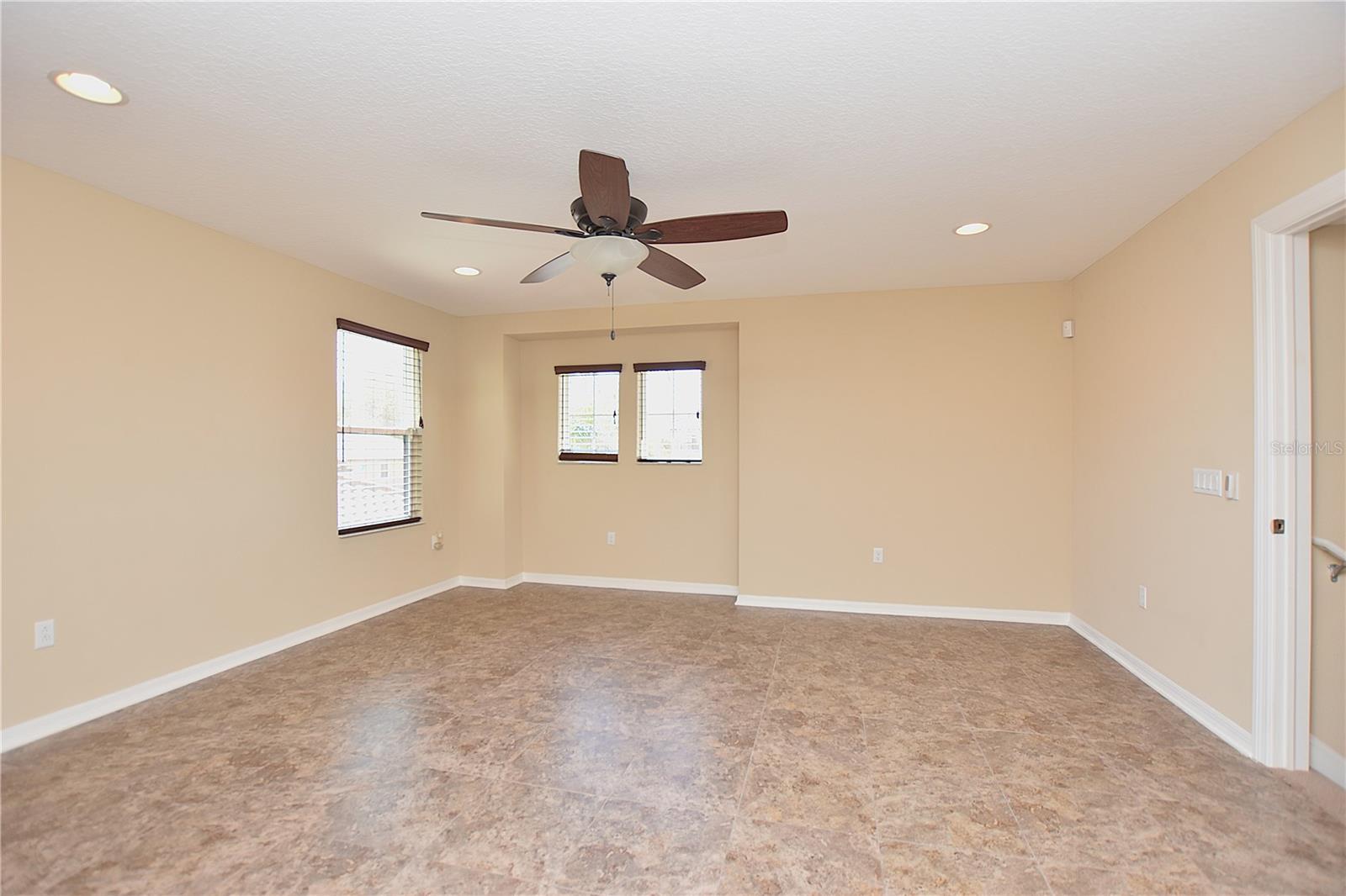 Image 40 of 80 For 3949 Aquilla Drive