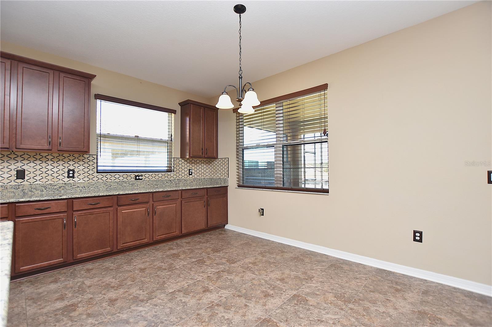 Image 5 of 80 For 3949 Aquilla Drive