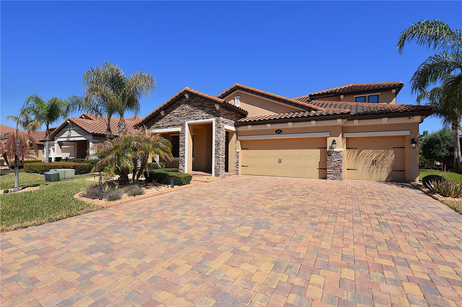 Image 62 of 80 For 3949 Aquilla Drive