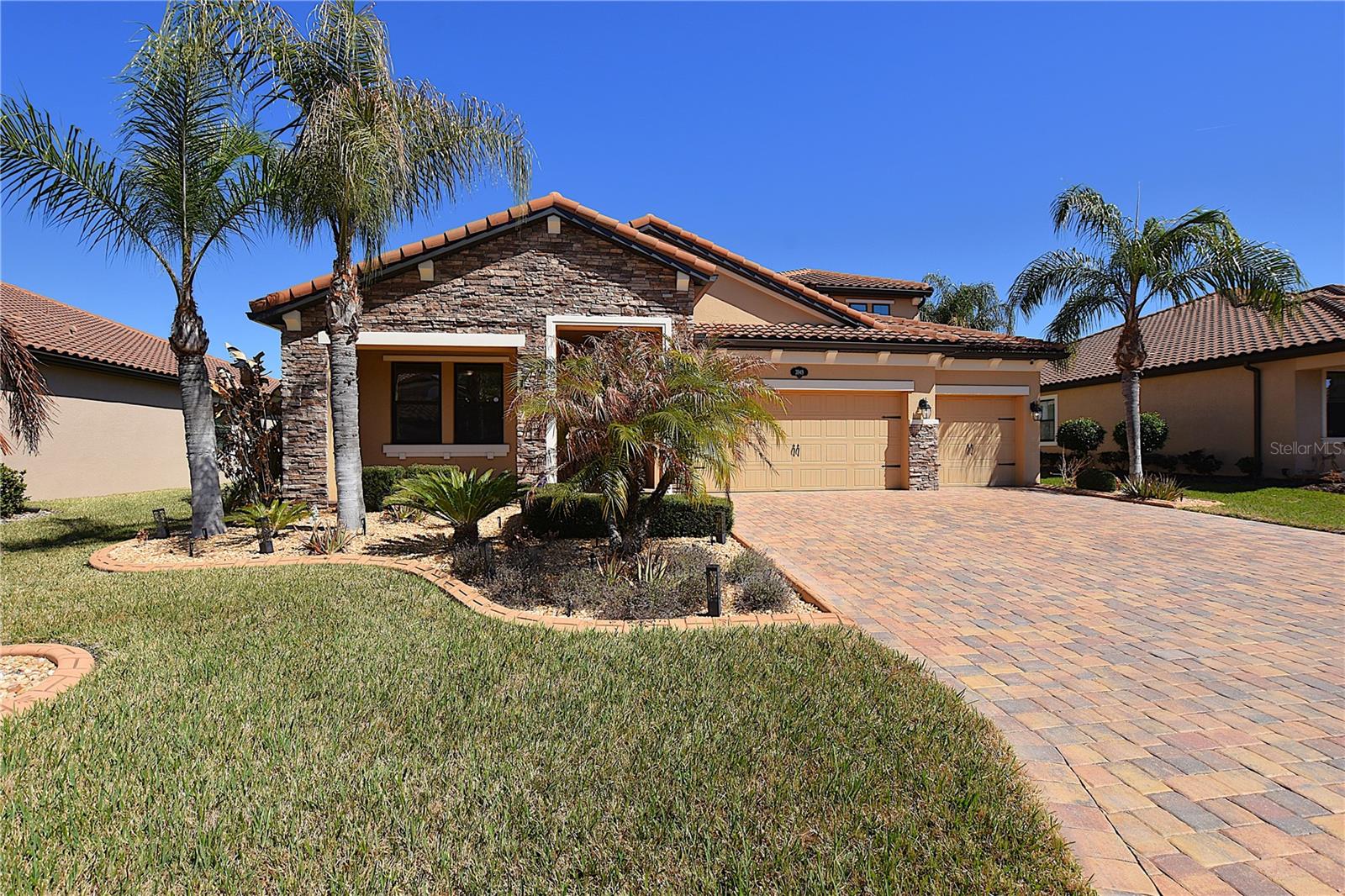 Image 63 of 80 For 3949 Aquilla Drive