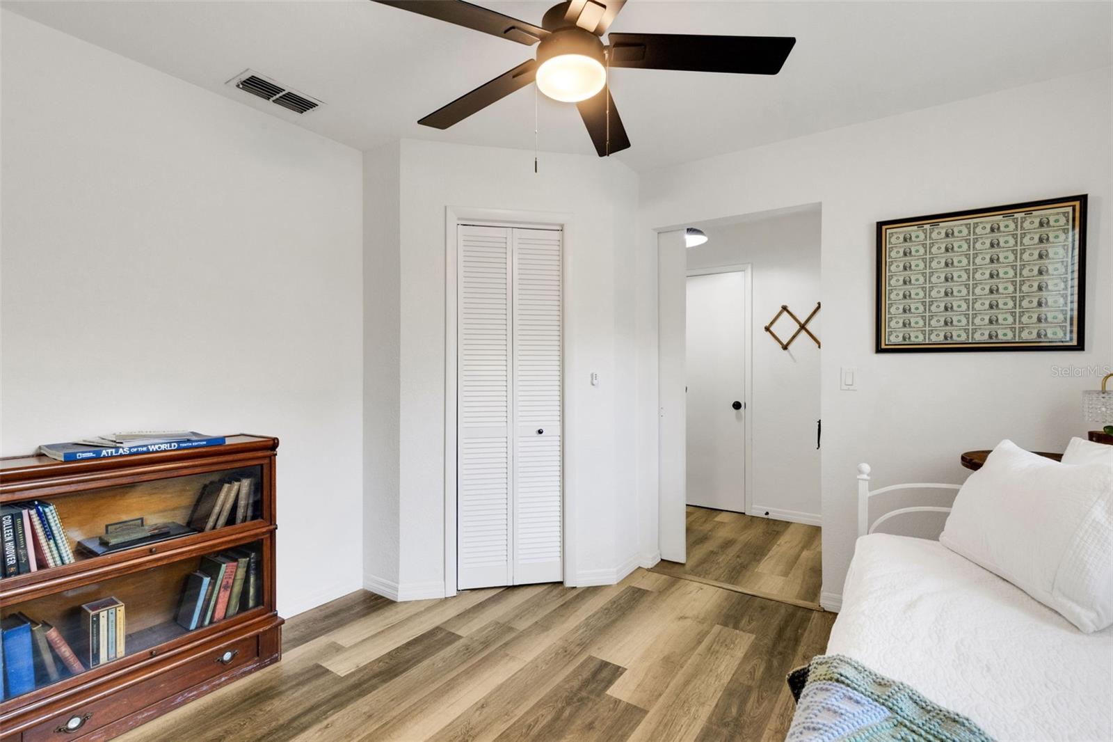 Image 26 of 51 For 2143 Noretta Lane