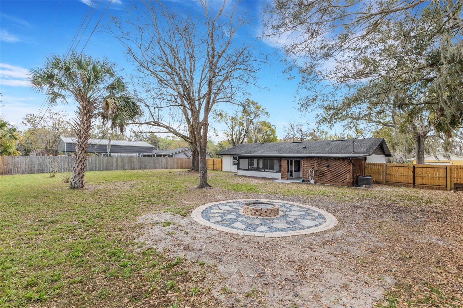 Image 39 of 51 For 2143 Noretta Lane