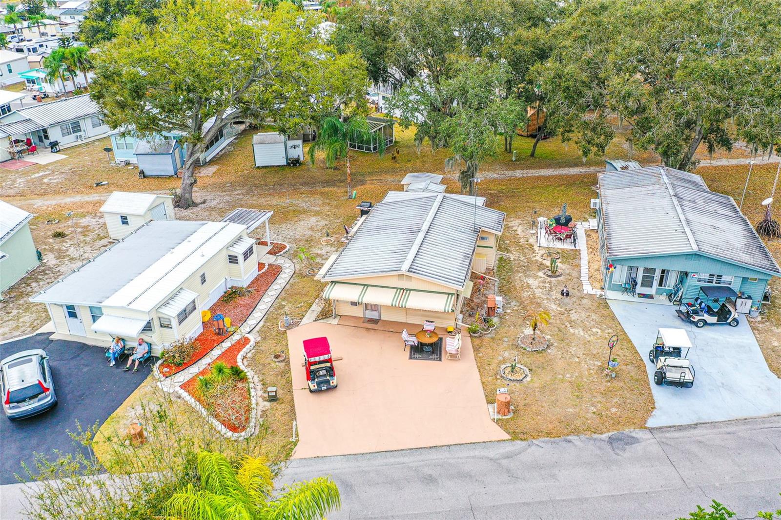 Image 20 of 43 For 77 Silversides Street