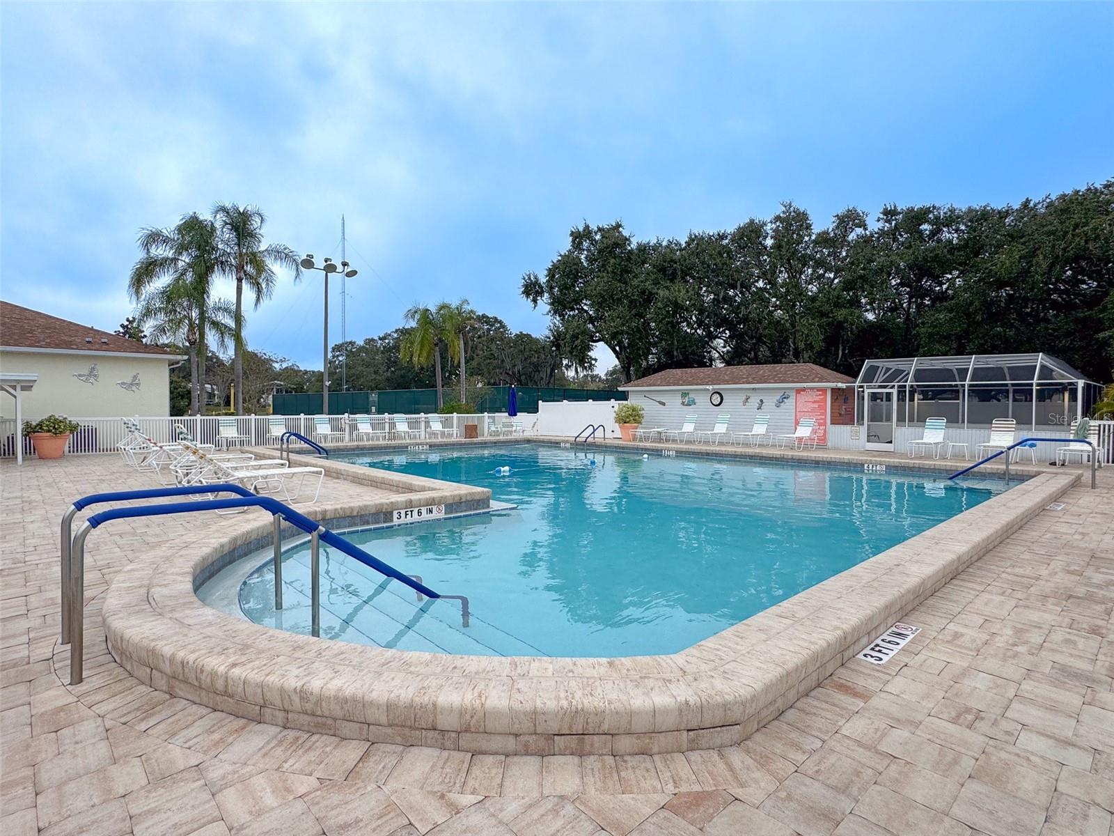 Image 32 of 43 For 77 Silversides Street