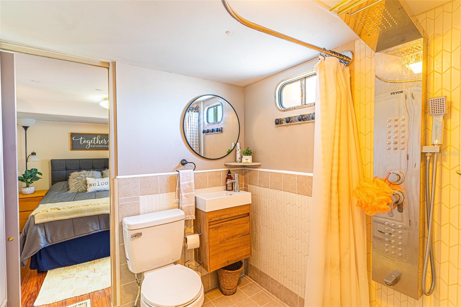 Image 8 of 43 For 77 Silversides Street