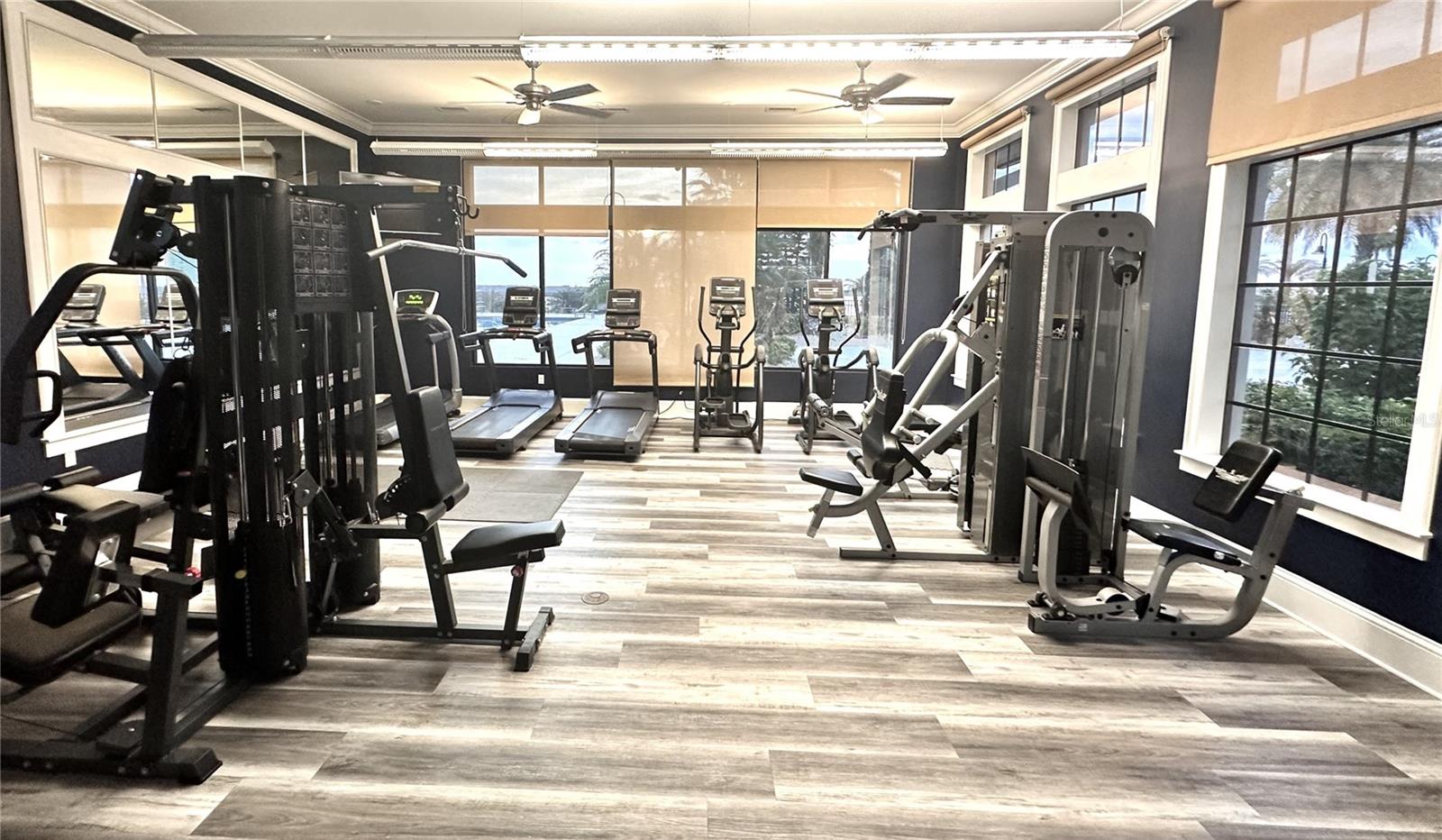 Image 22 of 31 For 508 Bonamia Avenue