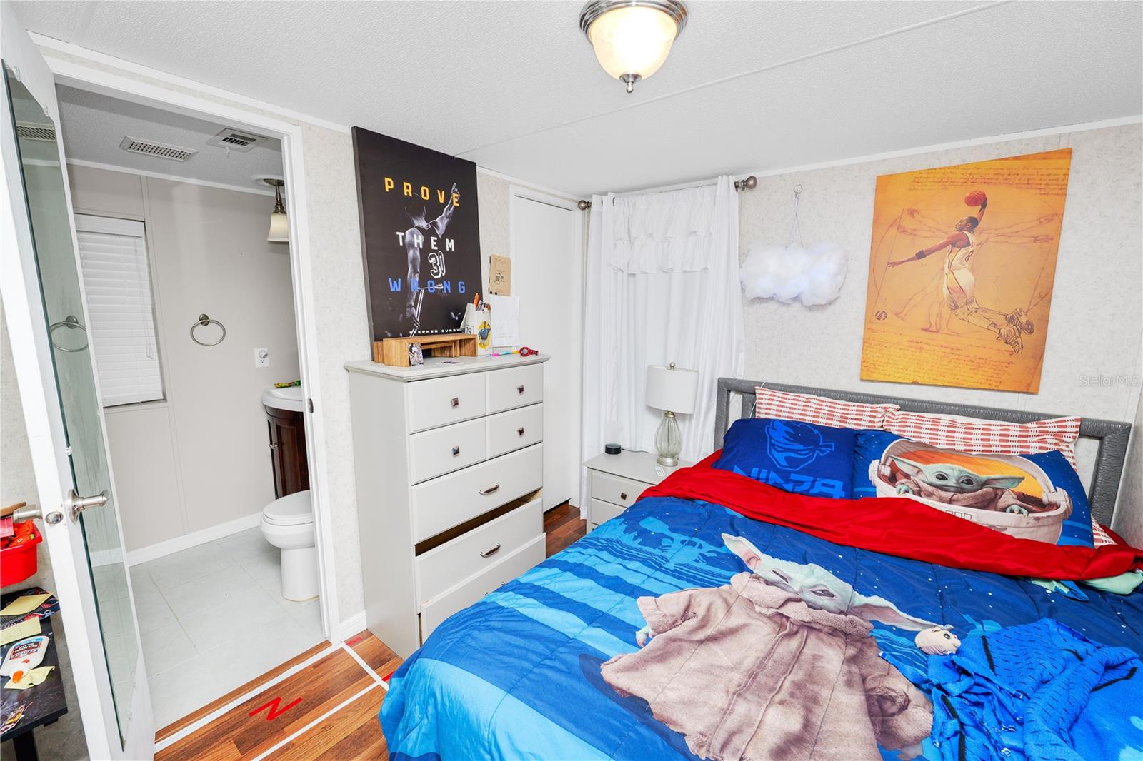 Image 17 of 34 For 710 Socrum Loop Road 14