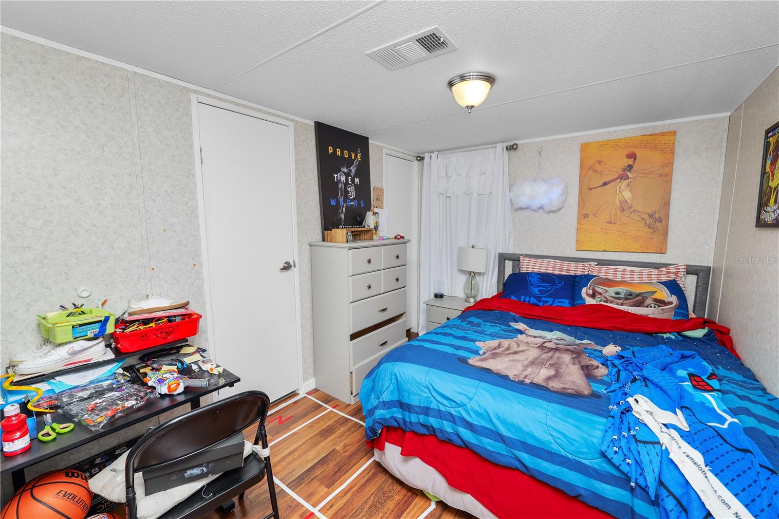 Image 18 of 34 For 710 Socrum Loop Road 14