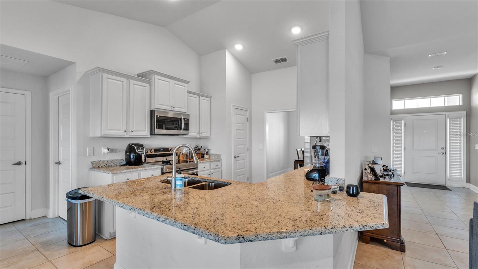 Image 10 of 43 For 4724 Brookshire Court