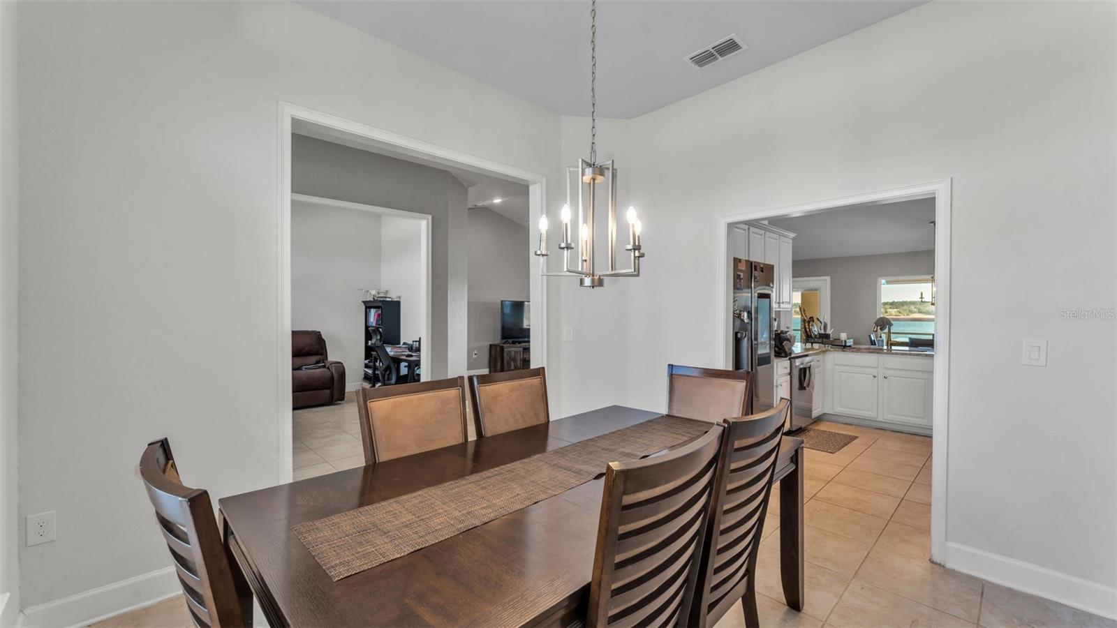 Image 15 of 43 For 4724 Brookshire Court