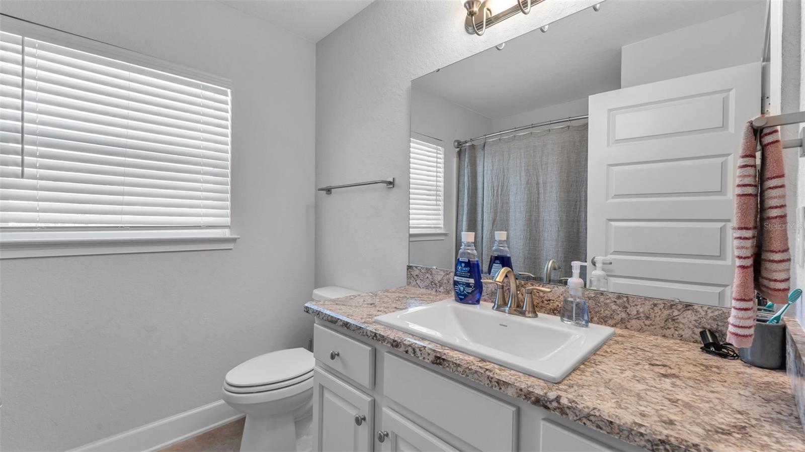 Image 26 of 43 For 4724 Brookshire Court