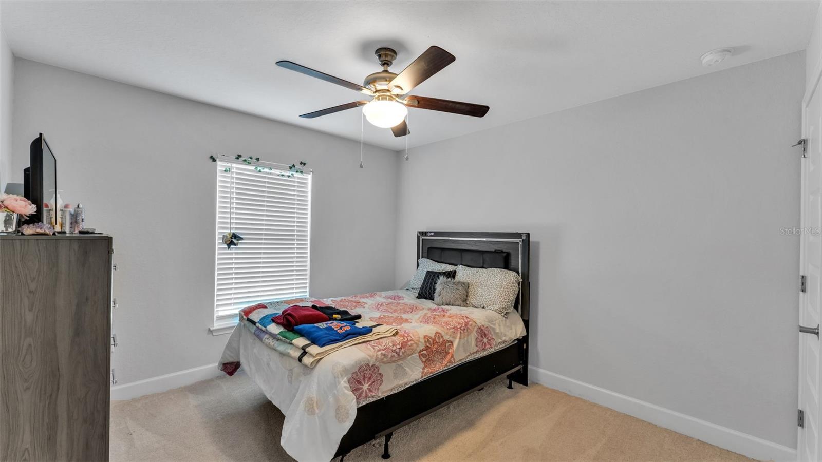 Image 27 of 43 For 4724 Brookshire Court