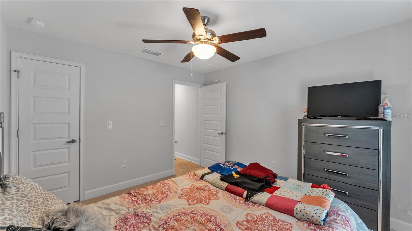 Image 28 of 43 For 4724 Brookshire Court