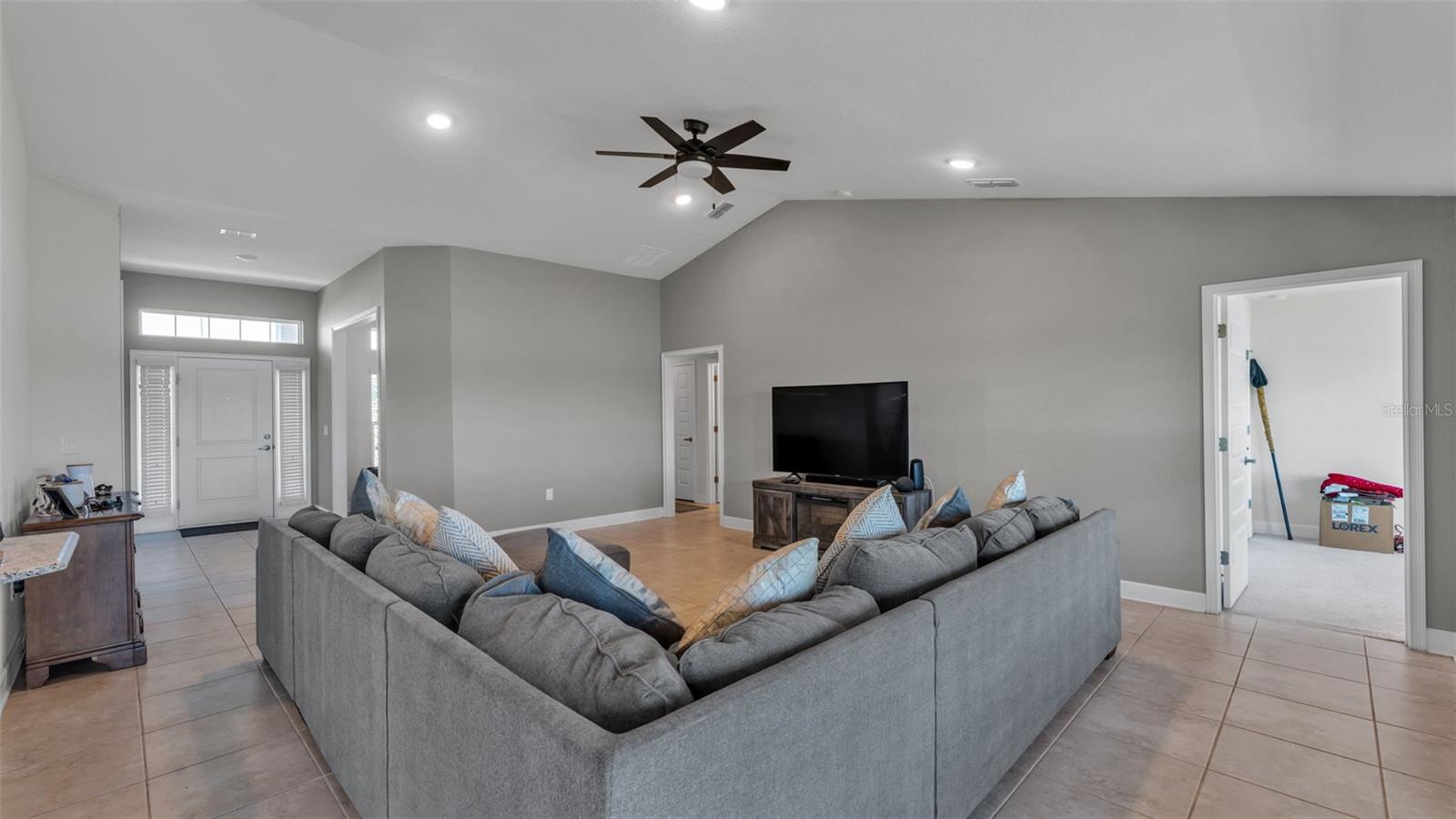 Image 5 of 43 For 4724 Brookshire Court