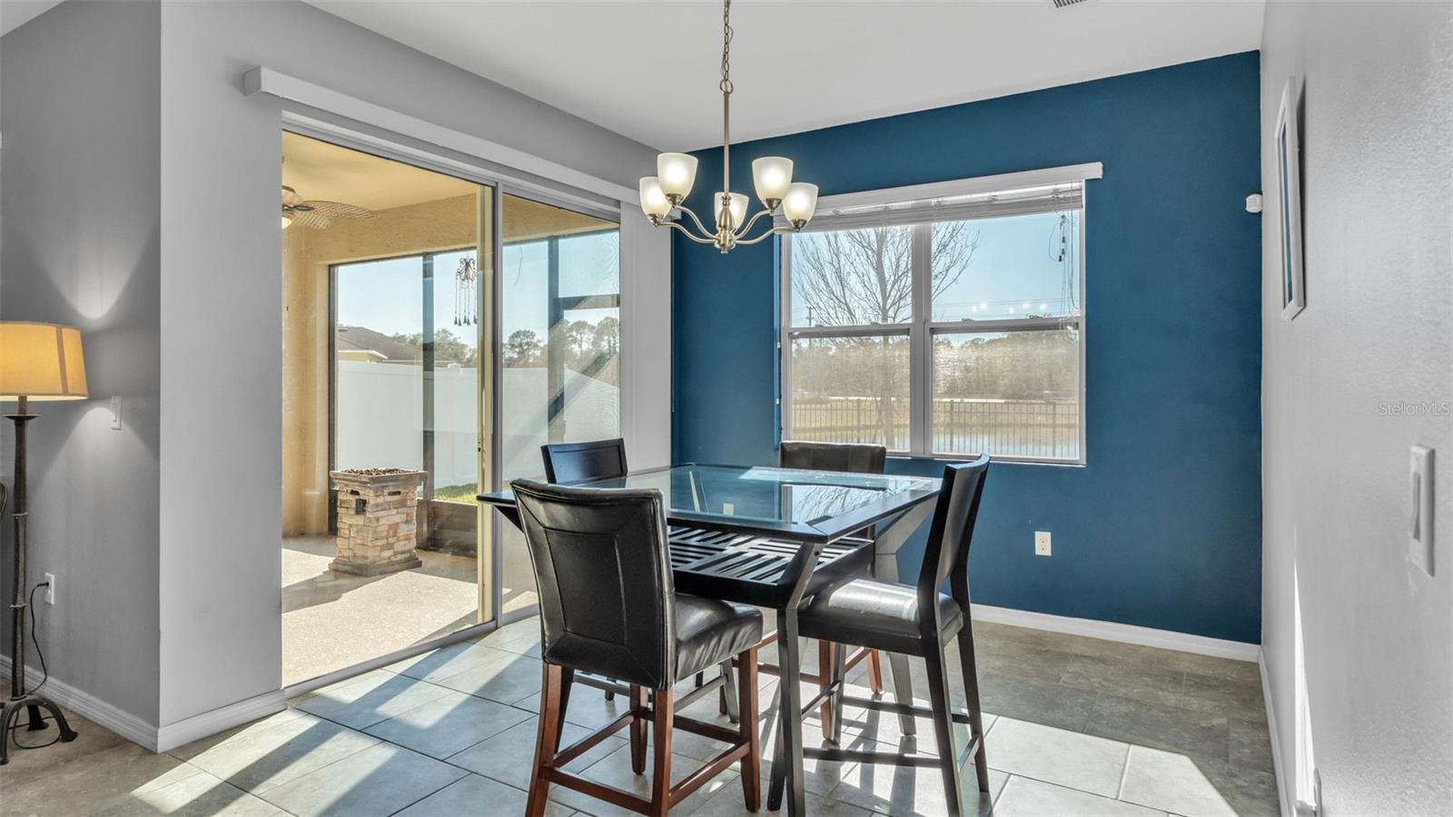 Image 19 of 53 For 2772 Canyon Crest Drive