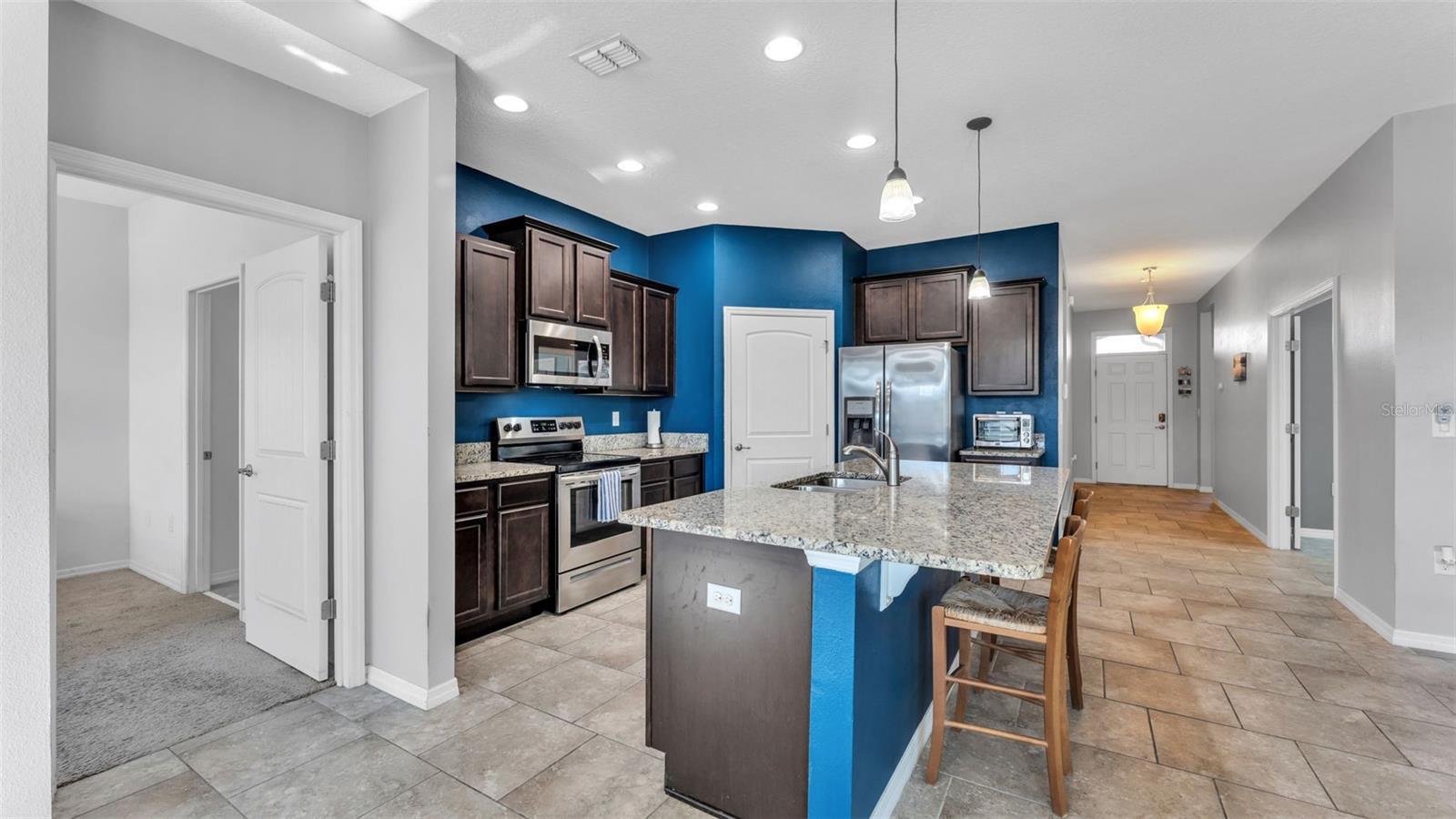 Image 7 of 53 For 2772 Canyon Crest Drive