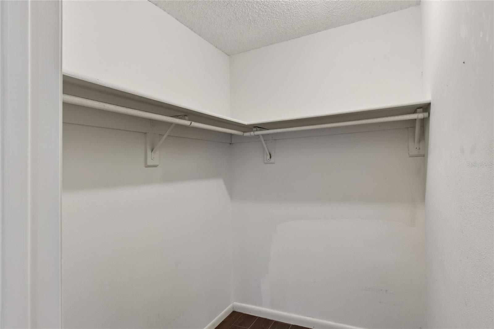 Image 15 of 53 For 447 Lake Carolyn Circle