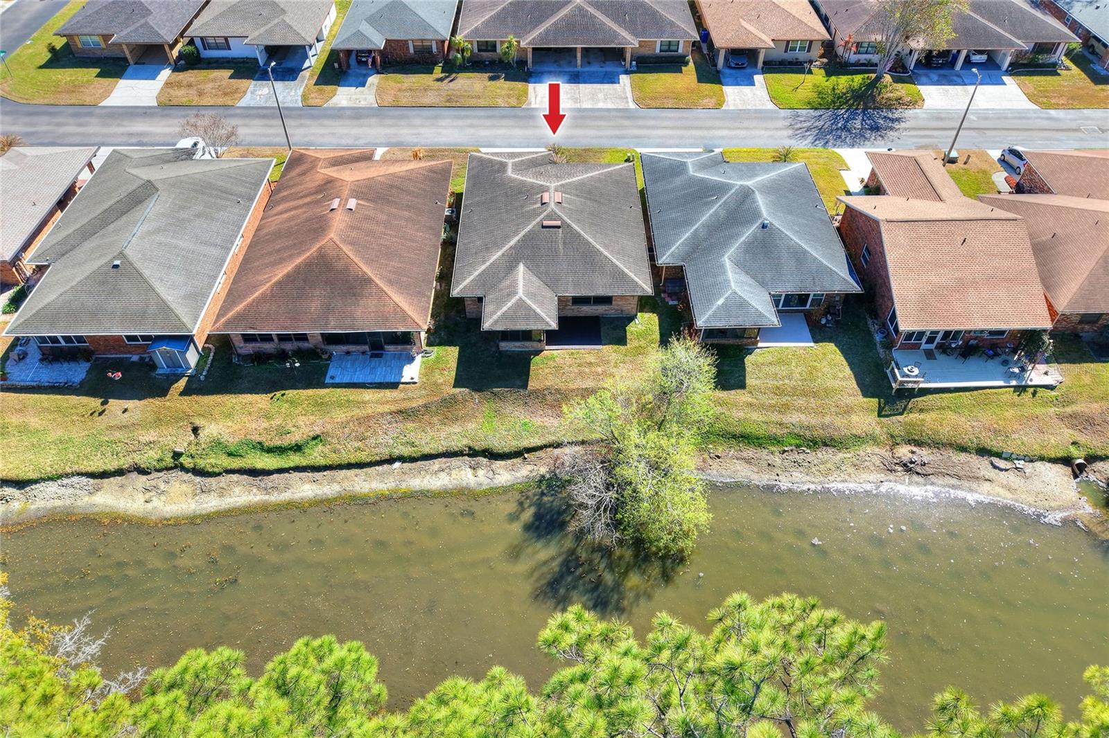 Image 36 of 53 For 447 Lake Carolyn Circle