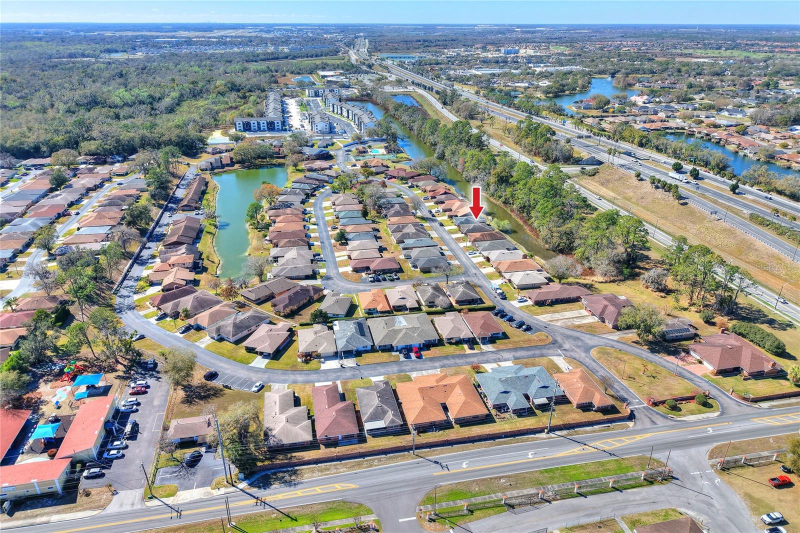 Image 38 of 53 For 447 Lake Carolyn Circle