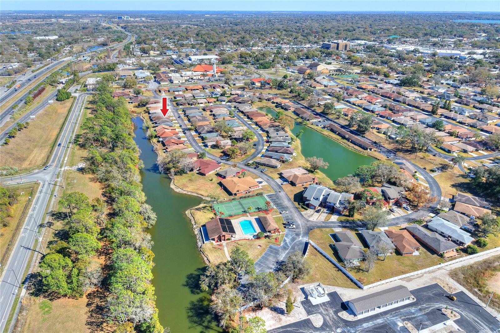 Image 40 of 53 For 447 Lake Carolyn Circle