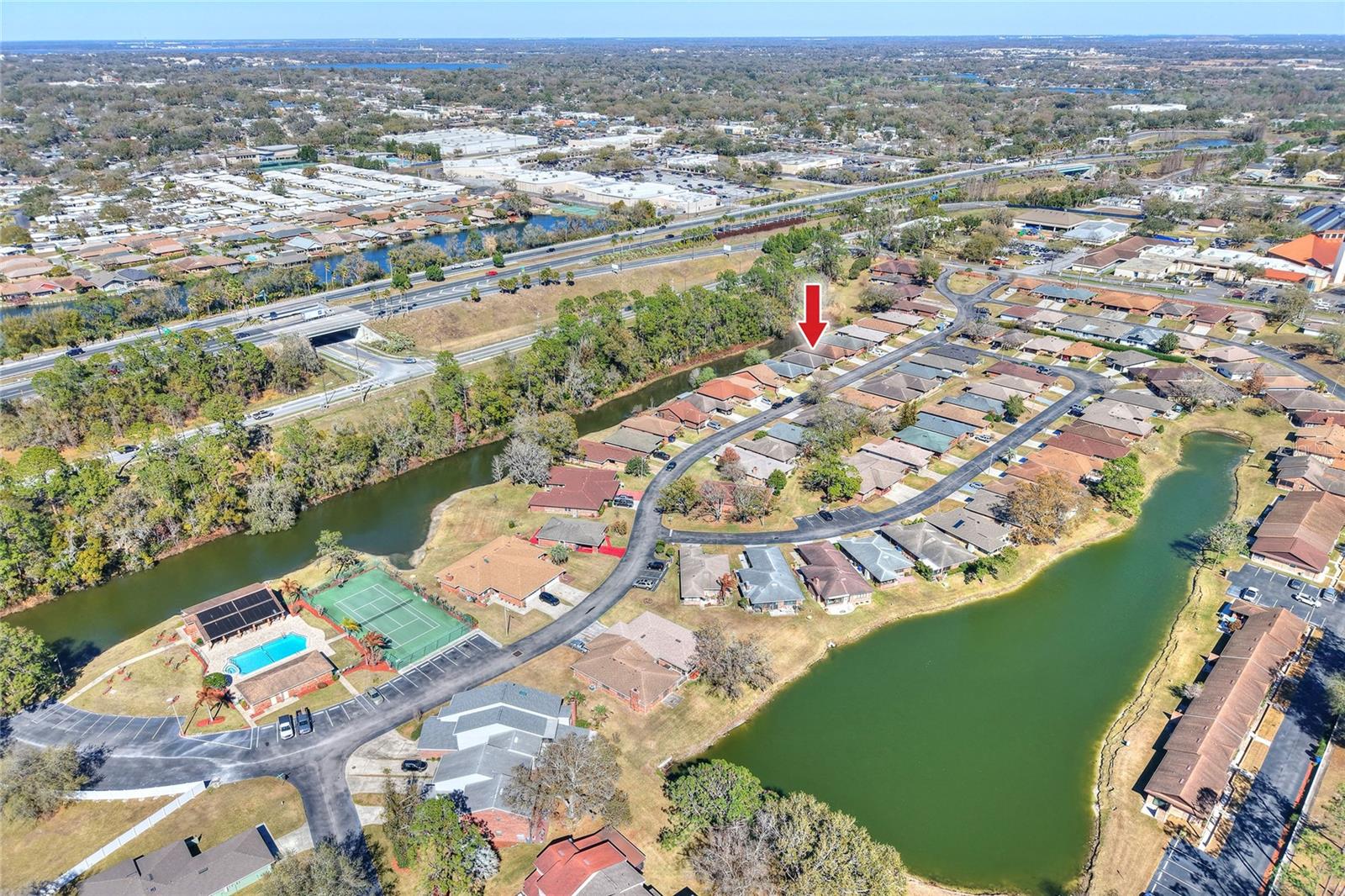 Image 41 of 53 For 447 Lake Carolyn Circle