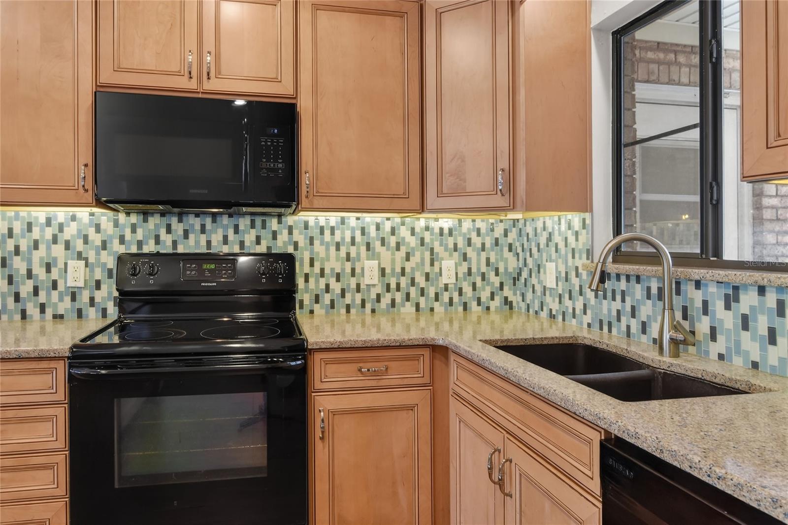 Image 49 of 53 For 447 Lake Carolyn Circle