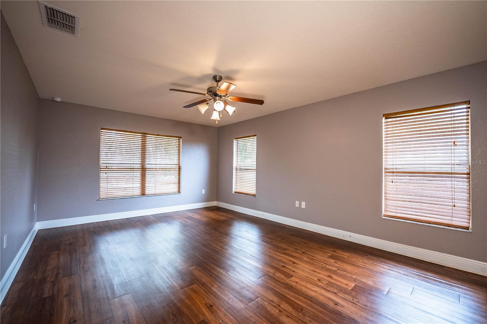 Image 27 of 56 For 1631 Taylor Landing Drive