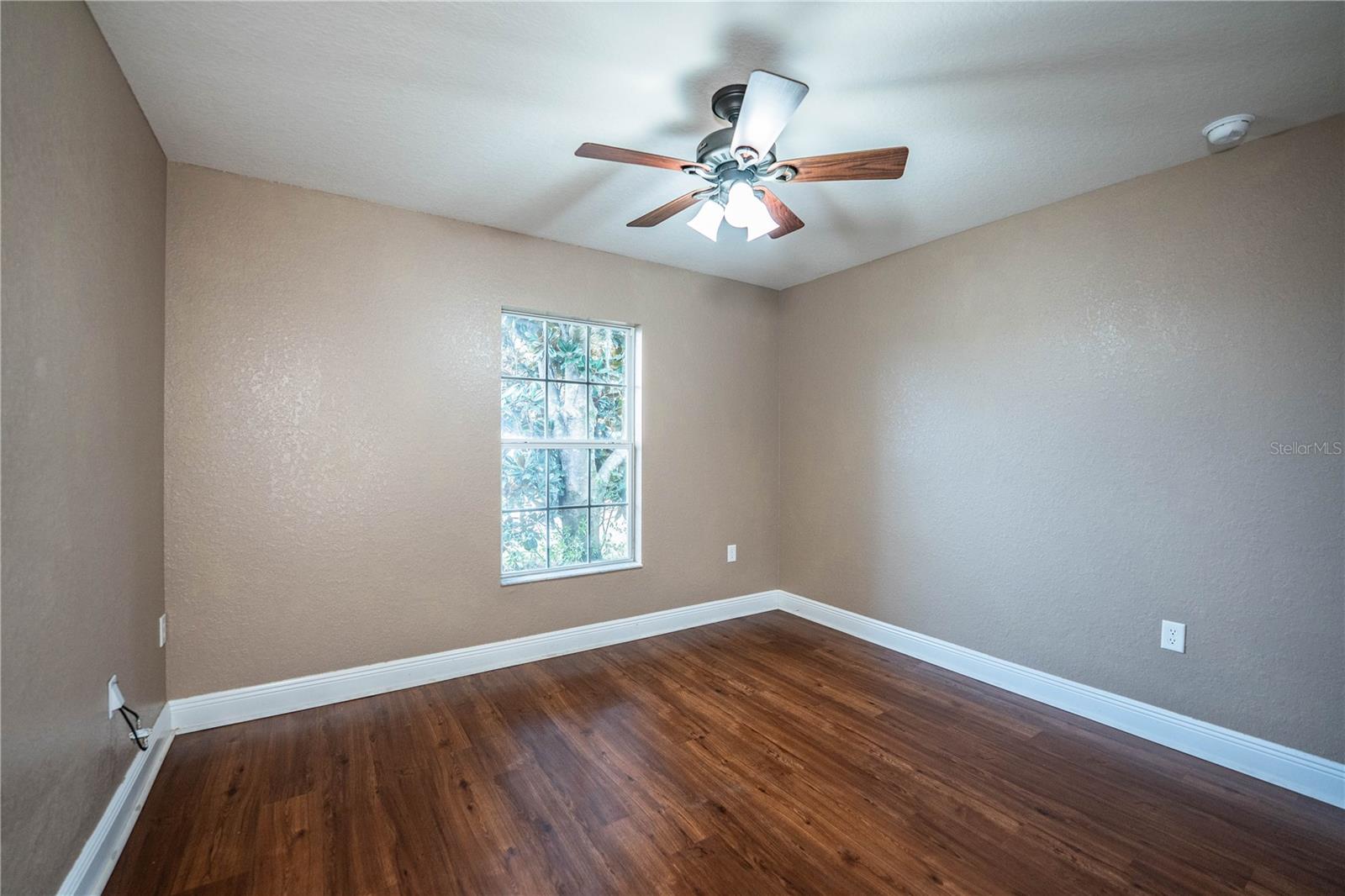 Image 34 of 56 For 1631 Taylor Landing Drive