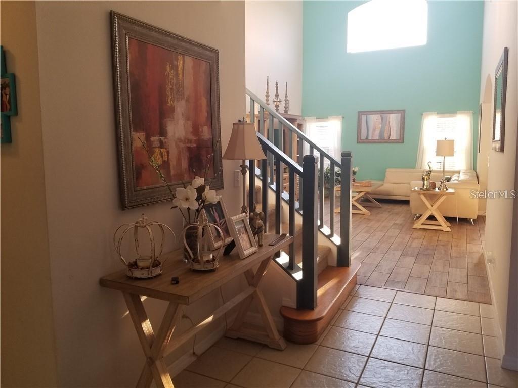 Image 4 of 37 For 1153 Solana Circle