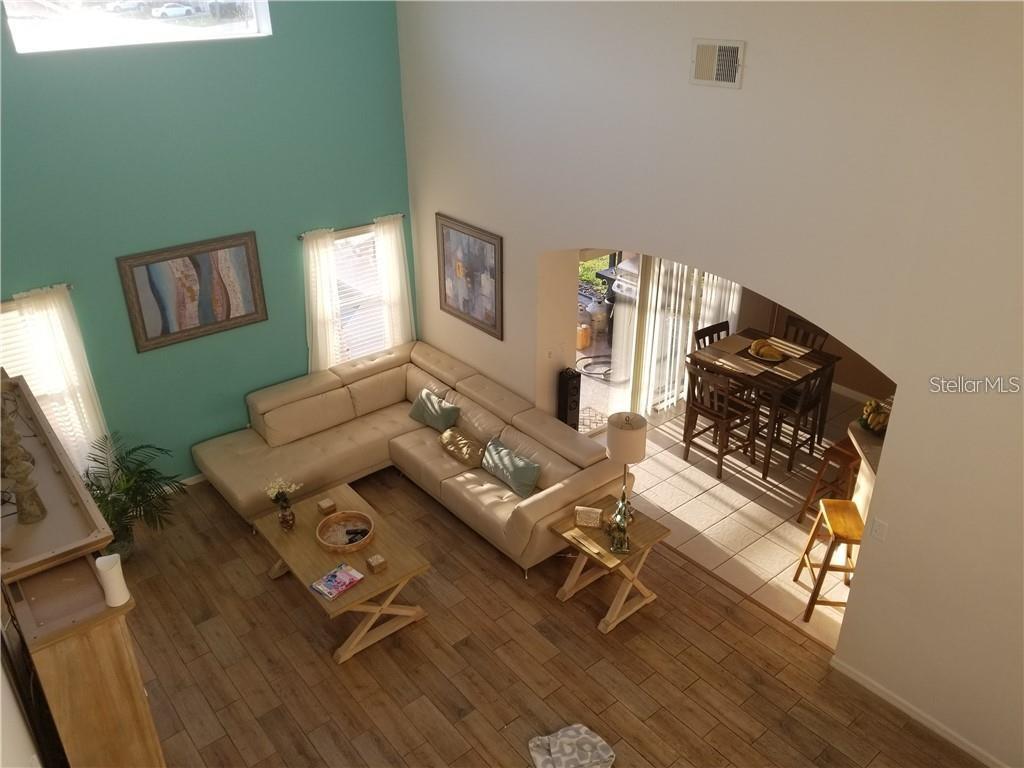 Image 7 of 37 For 1153 Solana Circle