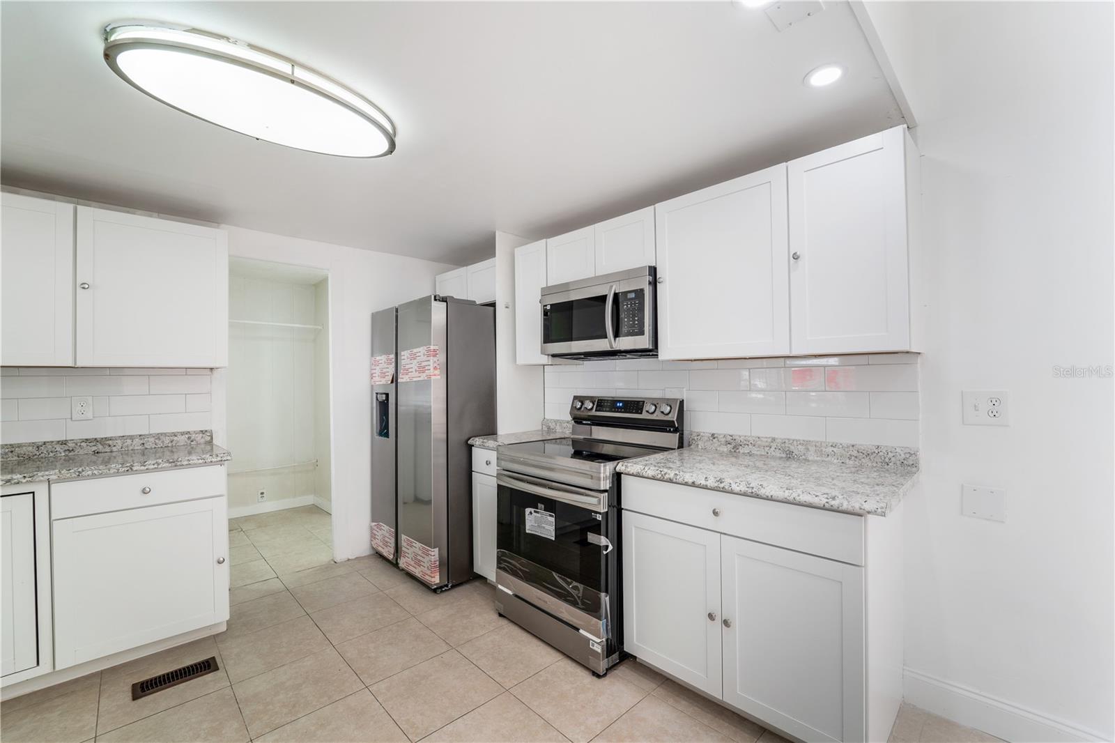 Image 10 of 35 For 730 214th Avenue