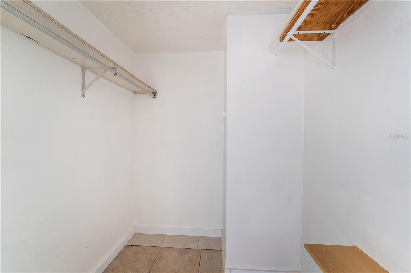 Image 18 of 35 For 730 214th Avenue