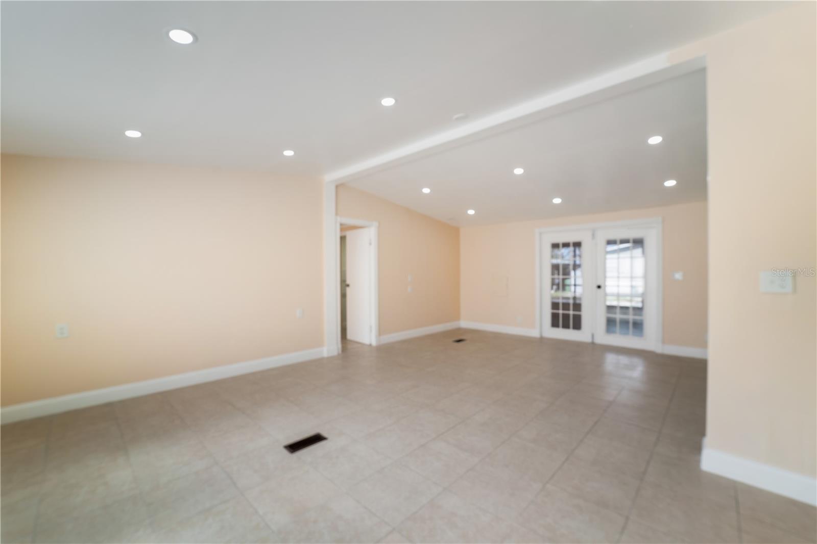 Image 6 of 35 For 730 214th Avenue