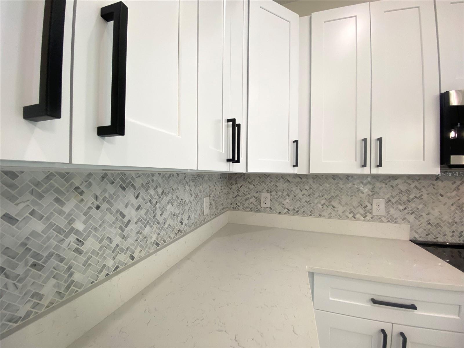 Image 7 of 23 For 703 Aston-martin Drive