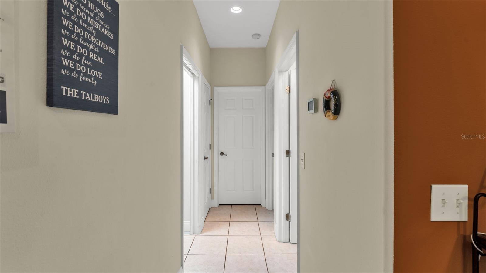 Image 30 of 50 For 781 Country Walk Cove