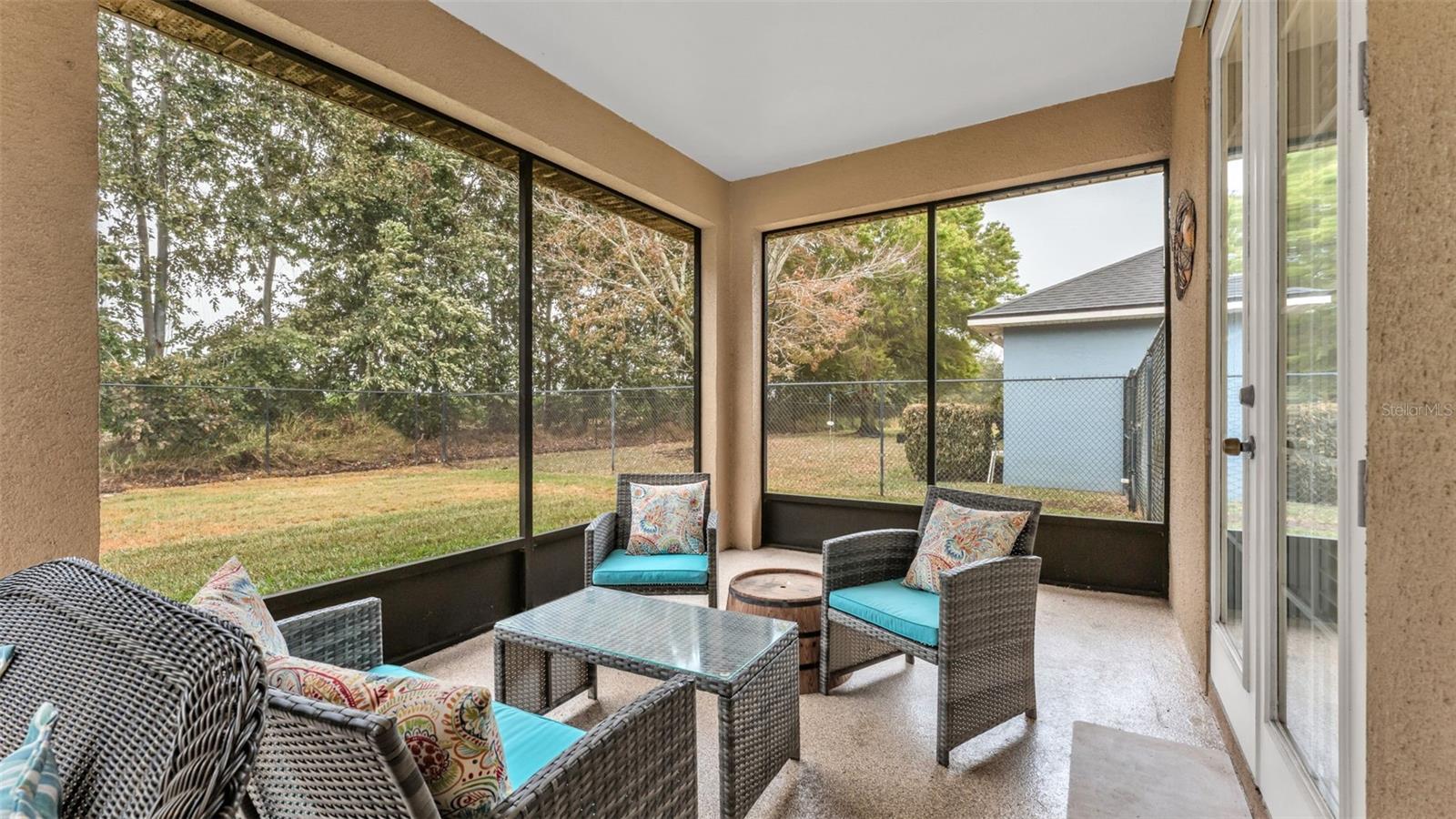 Image 40 of 50 For 781 Country Walk Cove