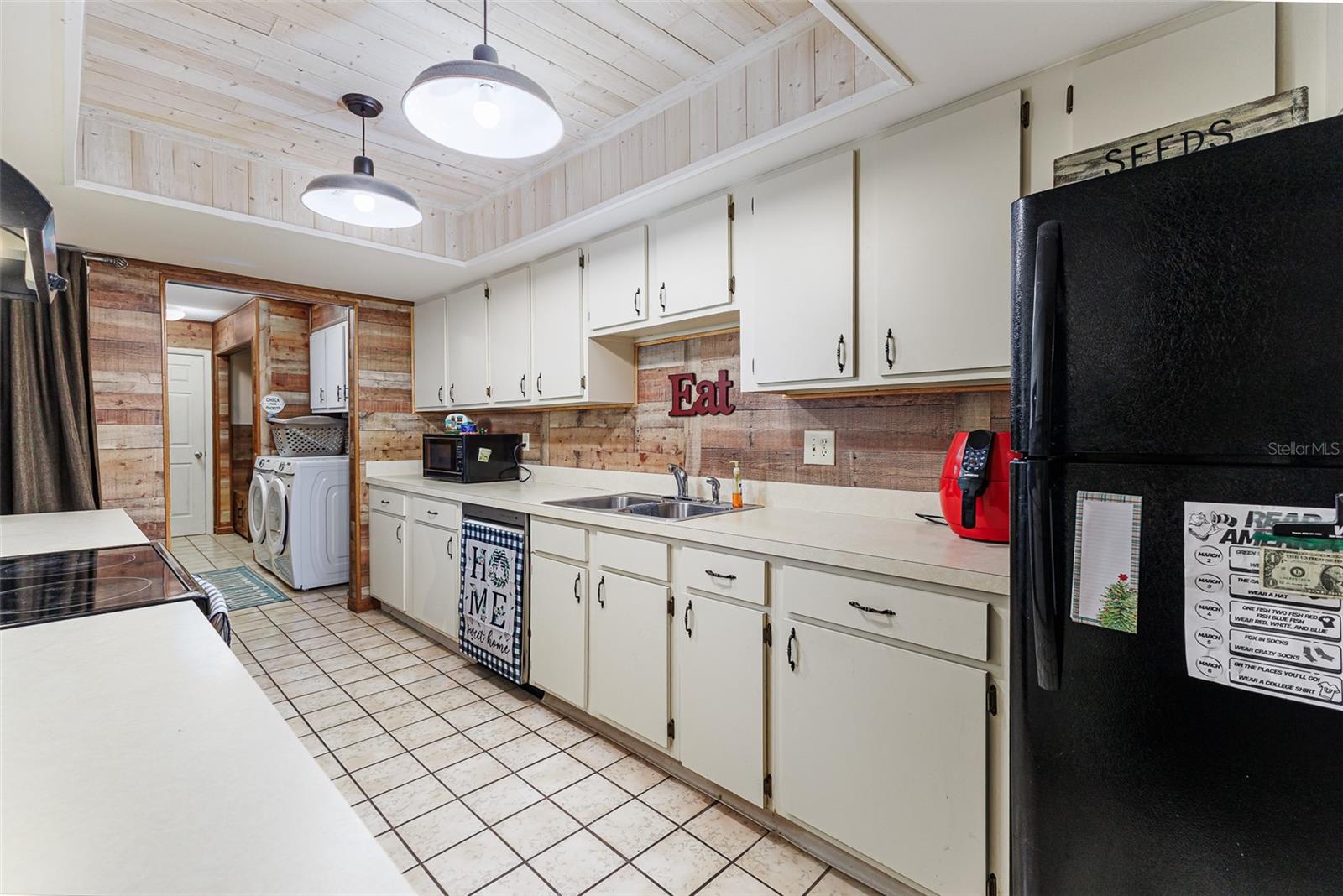 Image 10 of 35 For 2500 21st Street Nw 23