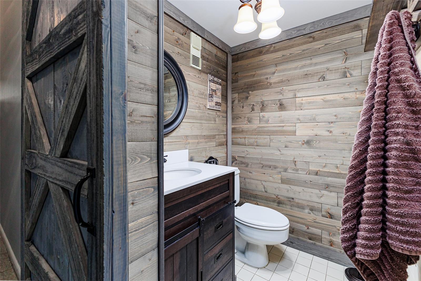 Image 15 of 35 For 2500 21st Street Nw 23