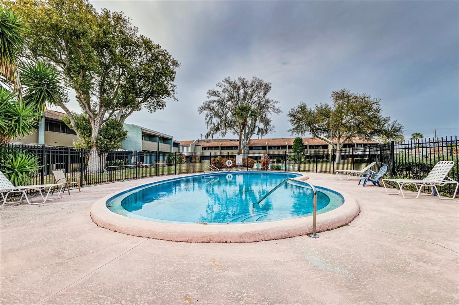 Image 32 of 35 For 2500 21st Street Nw 23