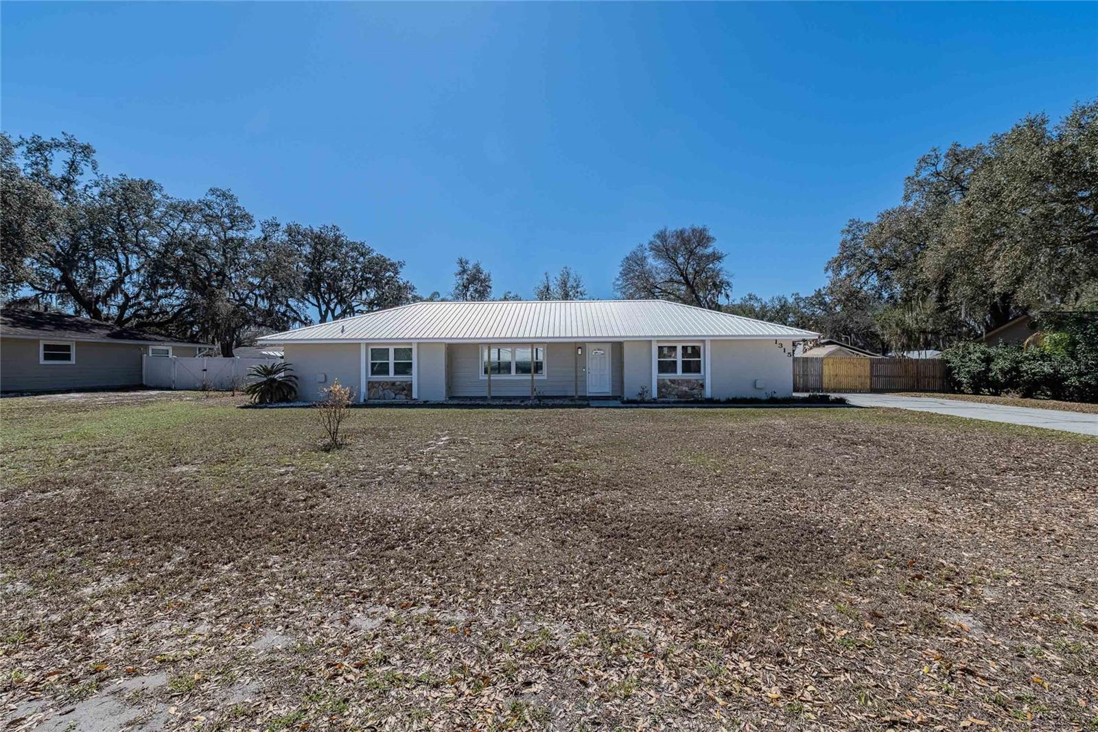 Details for 1315 Timberidge Loop S, LAKELAND, FL 33809