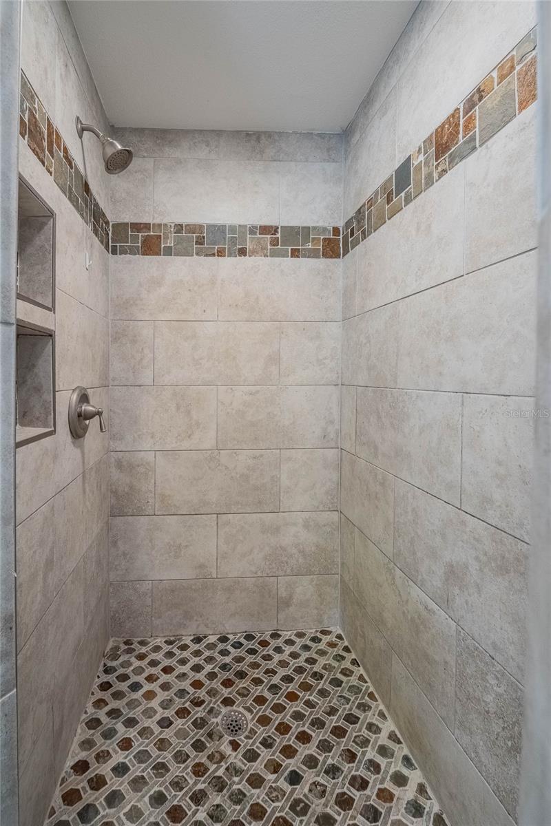 Image 22 of 48 For 1315 Timberidge Loop S