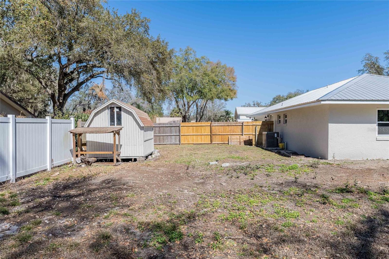 Image 43 of 48 For 1315 Timberidge Loop S