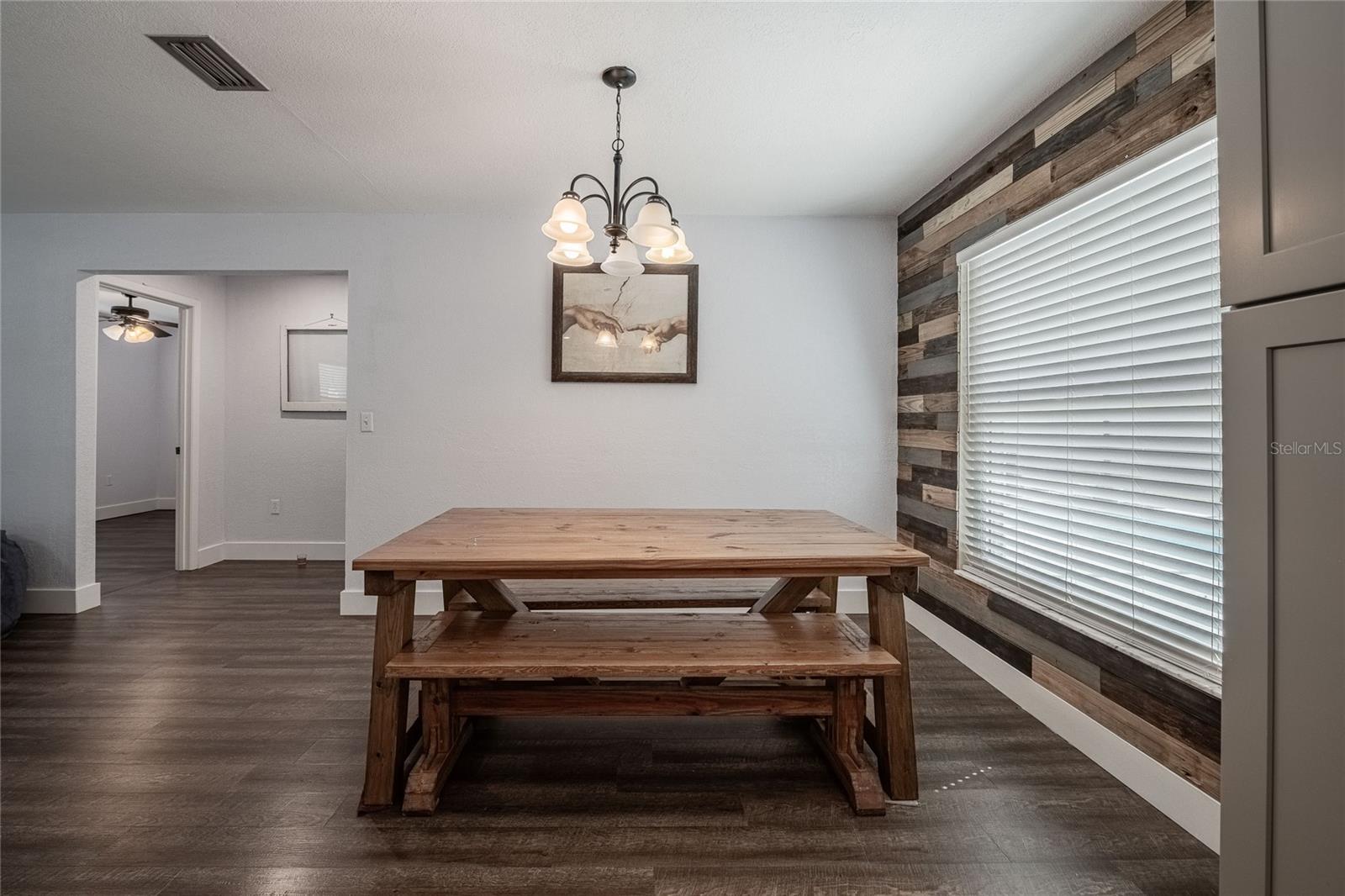 Image 9 of 48 For 1315 Timberidge Loop S