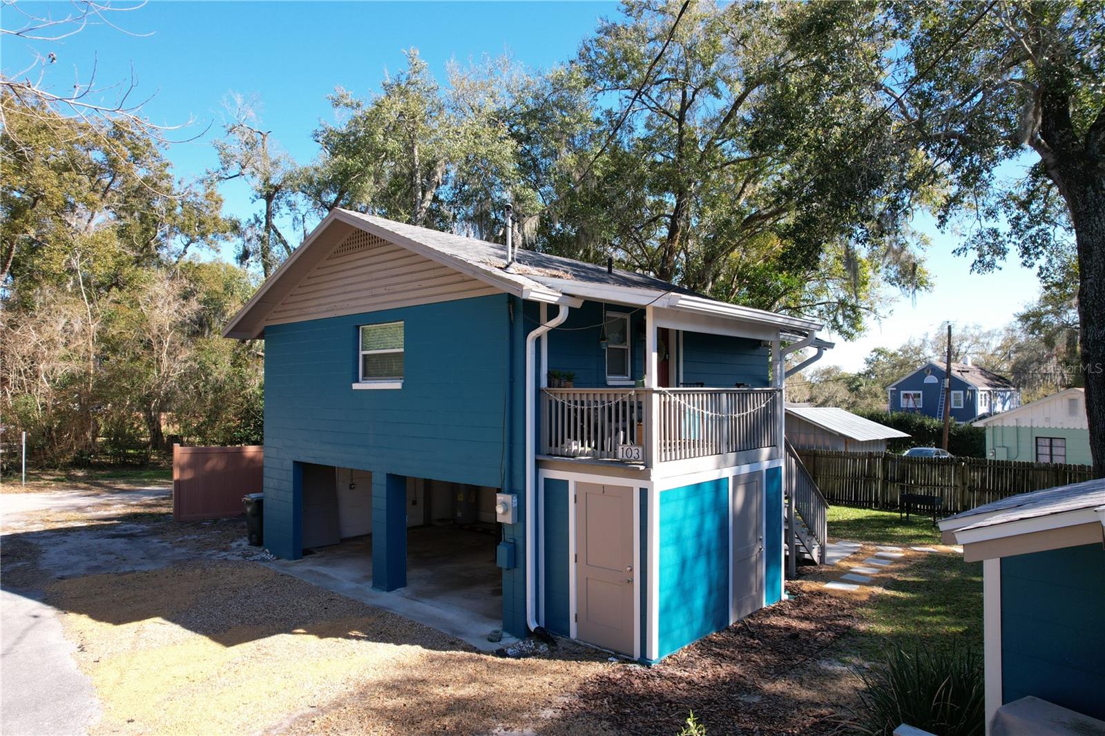 Image 7 of 30 For 1016 Mississippi Avenue 101