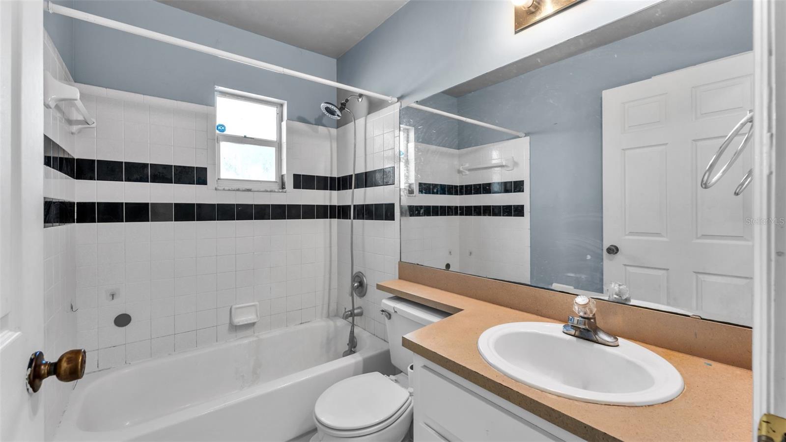 Image 25 of 40 For 7627 Clouser Court